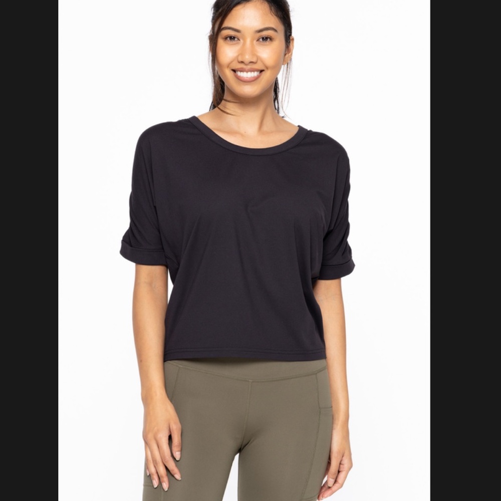 ✨NWT✨Elegant Loose Fit Tee